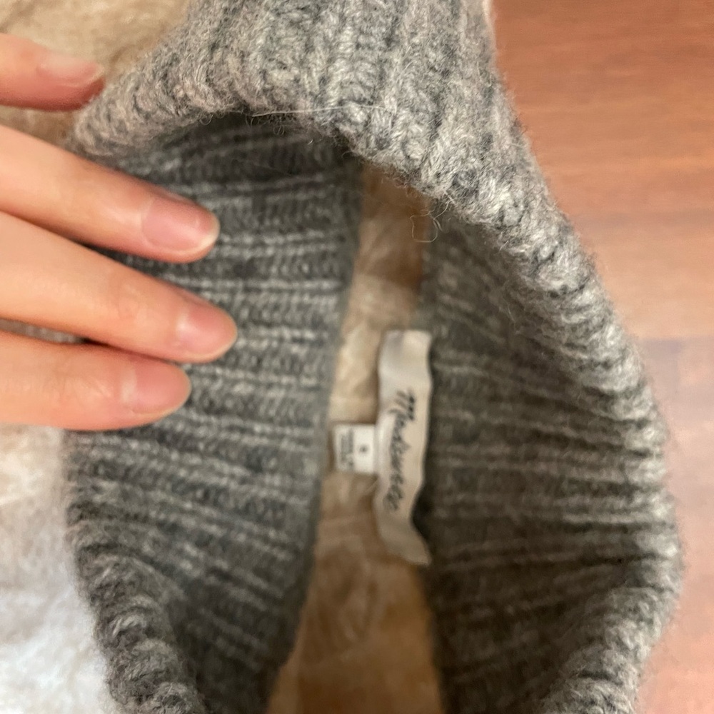Madewell Wool Sweater – High Quality – Worn Twice – Excellent Condition - Picture 4 of 6